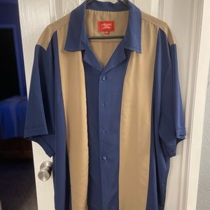 2X Men’s shirts all like new. Wore 1x